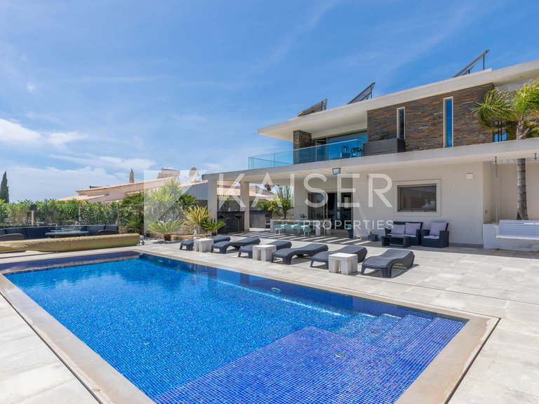 Villa for Sale in Albufeira, Albufeira 37