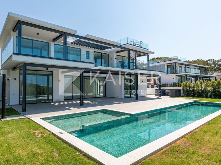 Villa for Sale in Albufeira, Albufeira 1