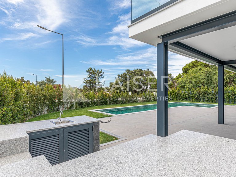 Villa for Sale in Albufeira, Albufeira 12