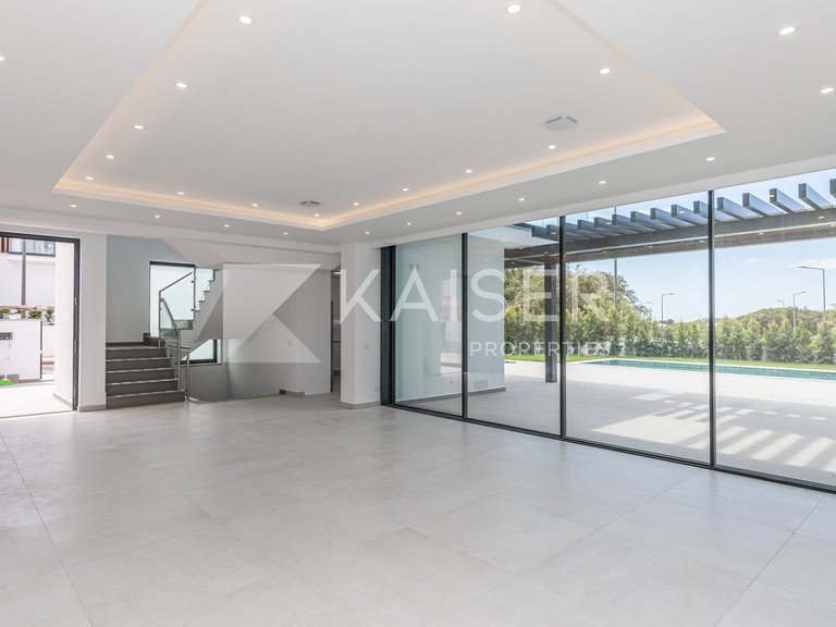 Villa for Sale in Albufeira, Albufeira 14