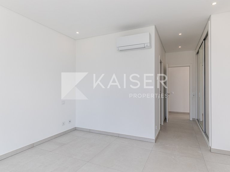 Villa for Sale in Albufeira, Albufeira 16