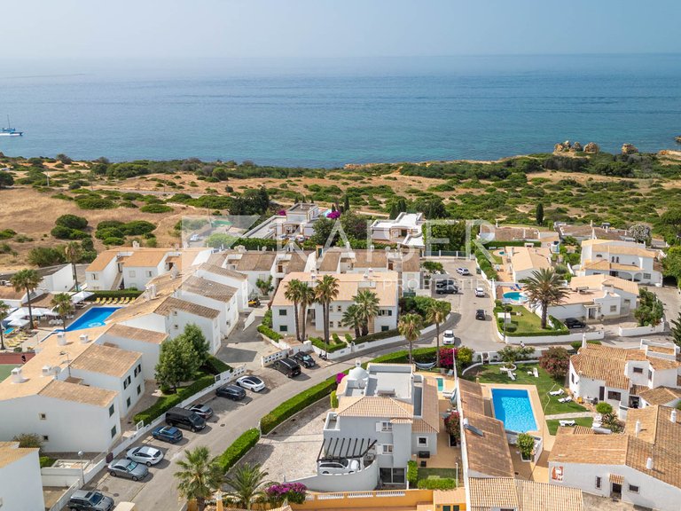 Villa for Sale in Albufeira, Albufeira 3
