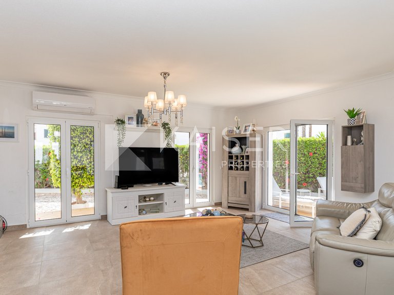 Villa for Sale in Albufeira, Albufeira 7
