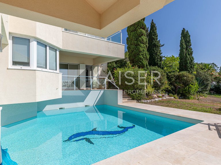 Villa for Sale in Albufeira, Albufeira 11