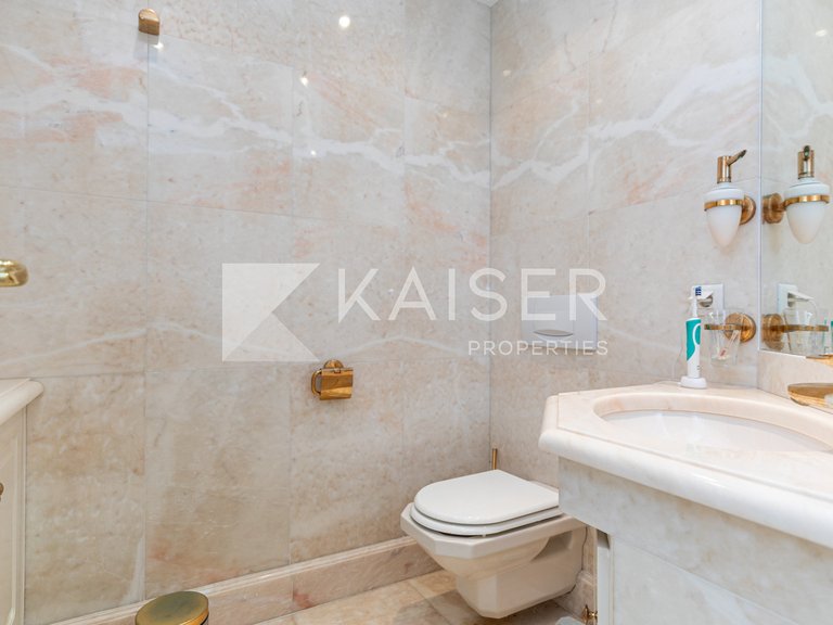 Villa for Sale in Albufeira, Albufeira 25