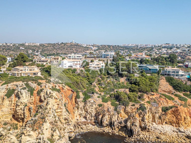 Villa for Sale in Albufeira, Albufeira 40