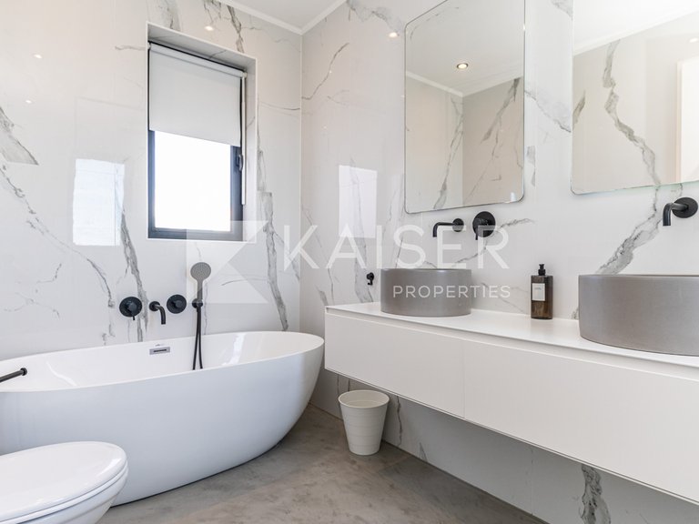 Villa for Sale in Albufeira, Albufeira 13