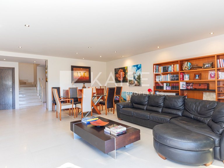 Villa for Sale in Albufeira, Albufeira 9