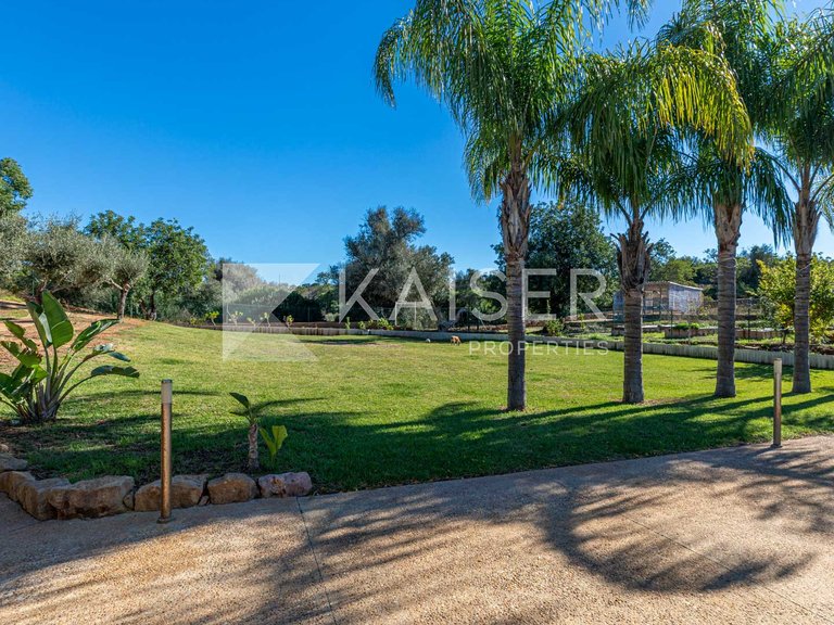 Villa for Sale in Albufeira, Albufeira 32