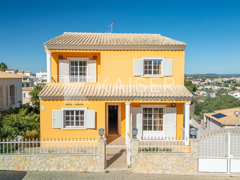 Villa for Sale in Algoz, Algoz 1