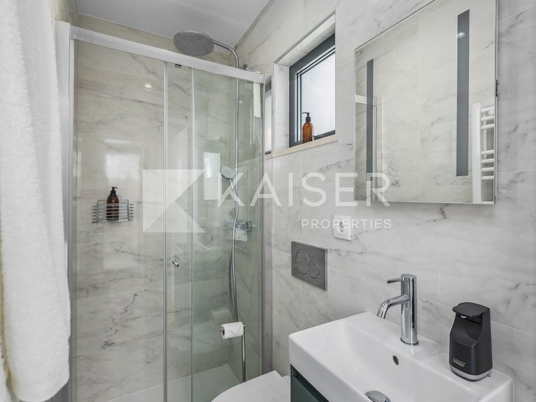Villa for Sale in Albufeira, Albufeira 28