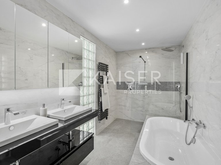Villa for Sale in Albufeira, Albufeira 34