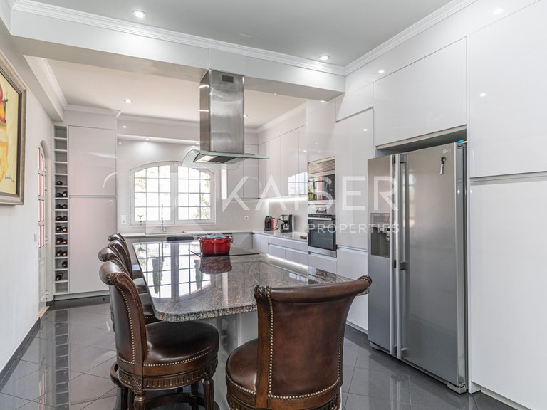 Villa for Sale in Albufeira, Albufeira 4
