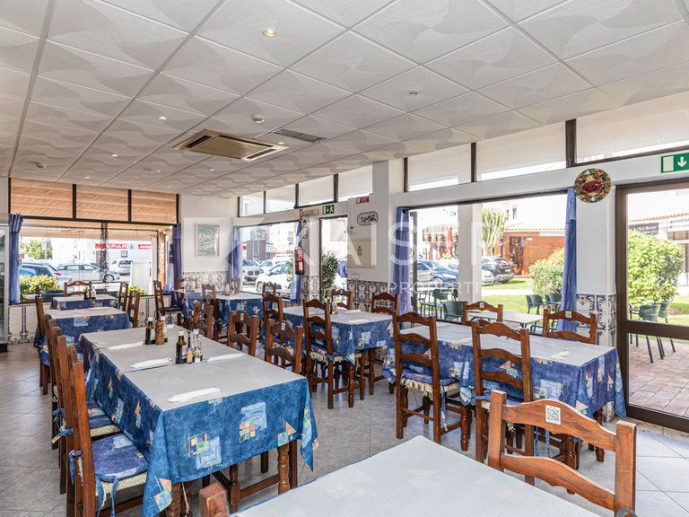 Commercial for Sale in Albufeira, Albufeira 9