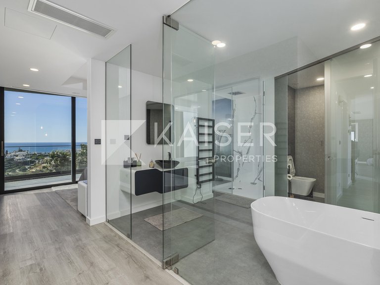 Villa for Sale in Albufeira, Albufeira 24