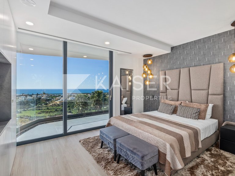 Villa for Sale in Albufeira, Albufeira 25