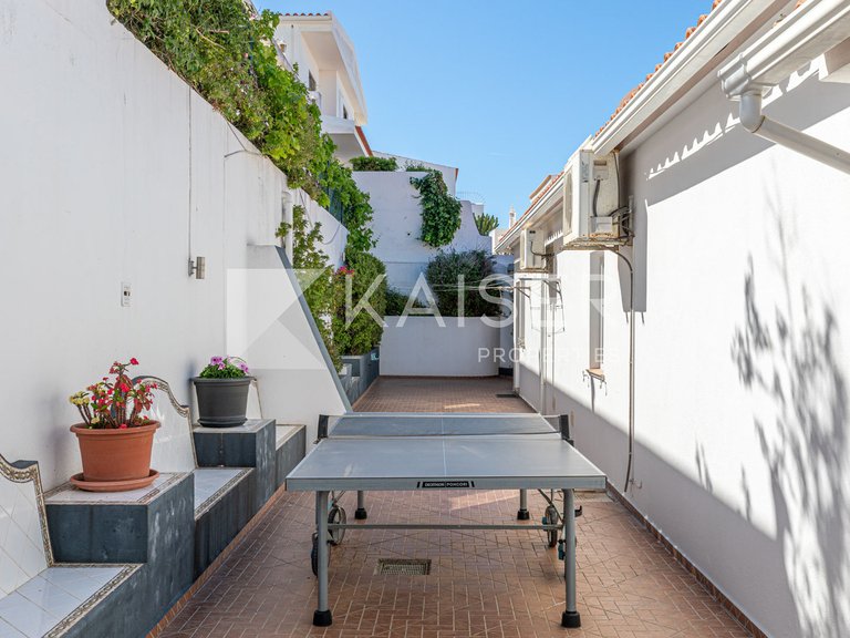 Villa for Sale in Albufeira, Albufeira 24