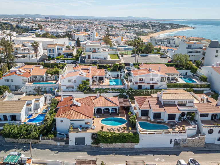 Villa for Sale in Albufeira, Albufeira 31