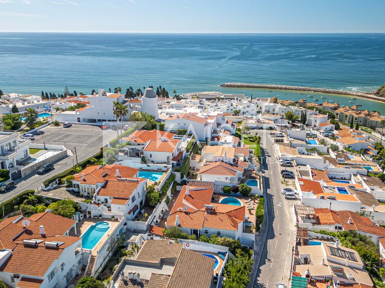 Villa for Sale in Albufeira, Albufeira 32