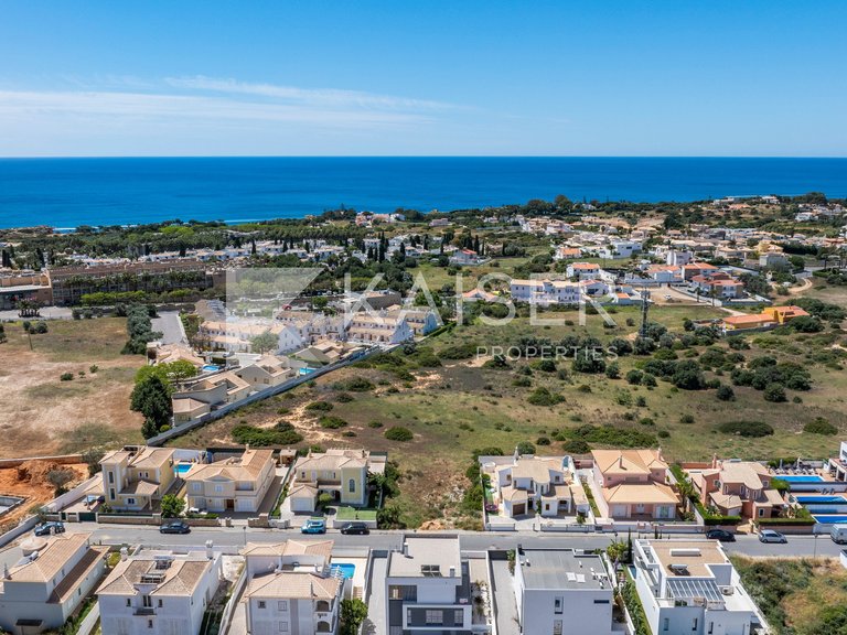 Villa for Sale in Albufeira, Albufeira 28