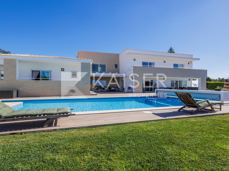 Villa for Sale in Albufeira, Albufeira 10