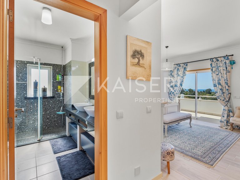 Villa for Sale in Albufeira, Albufeira 24