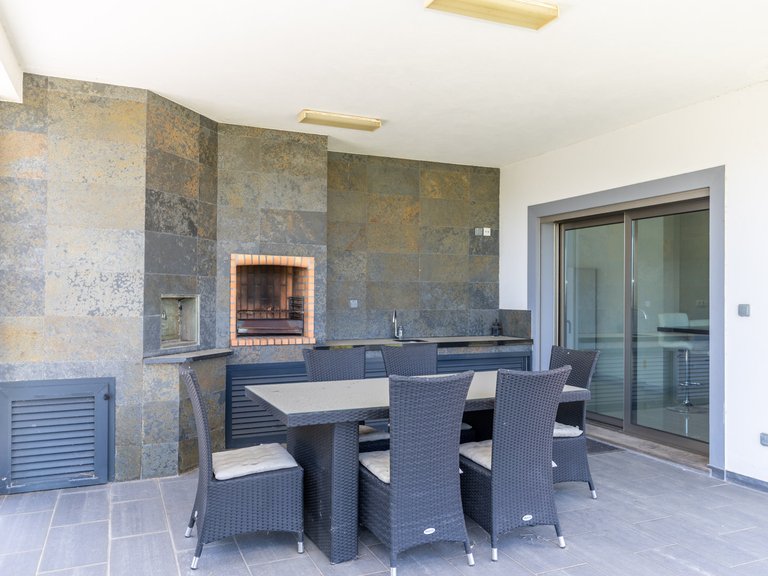 Villa for Sale in Albufeira, Albufeira 11