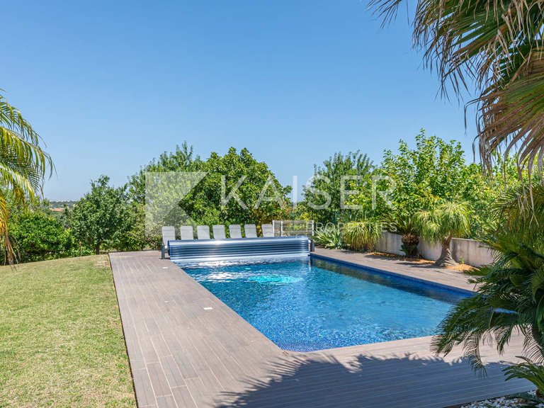 Villa for Sale in Albufeira, Albufeira 3