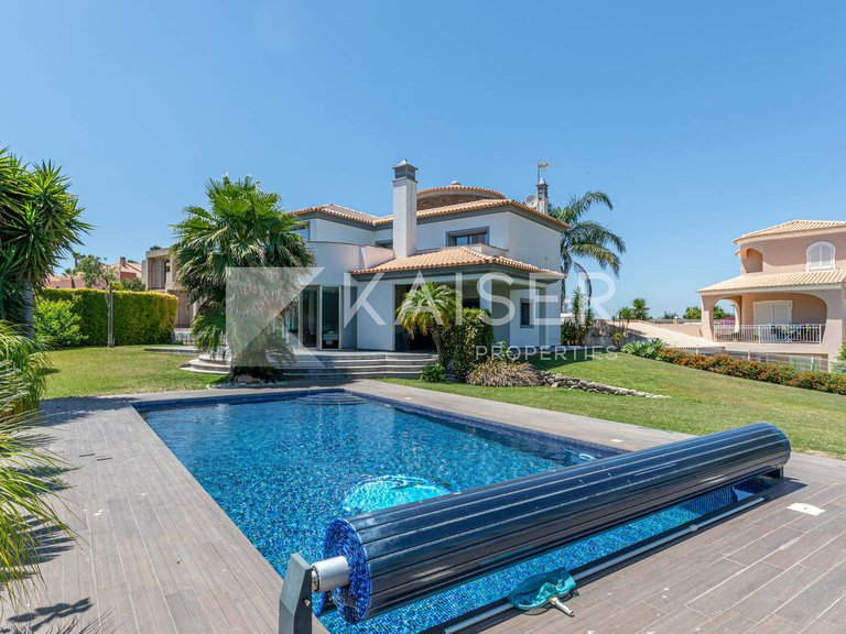 Villa for Sale in Albufeira, Albufeira 5