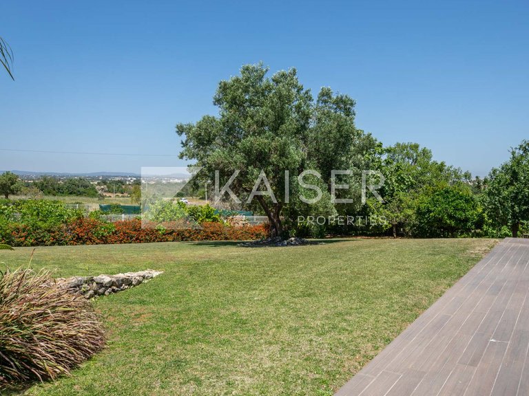 Villa for Sale in Albufeira, Albufeira 10