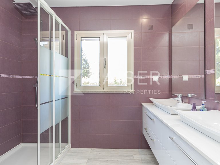 Villa for Sale in Albufeira, Albufeira 19