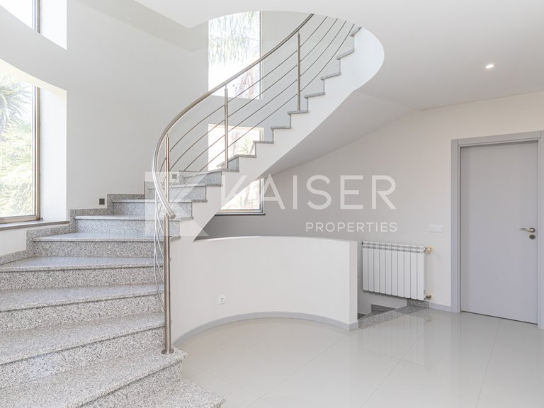 Villa for Sale in Albufeira, Albufeira 28