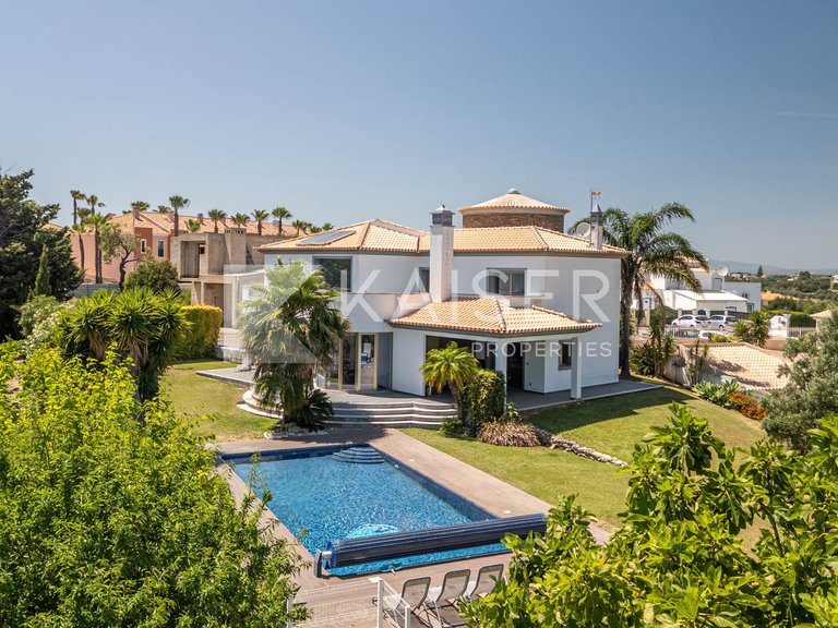 Villa for Sale in Albufeira, Albufeira 30