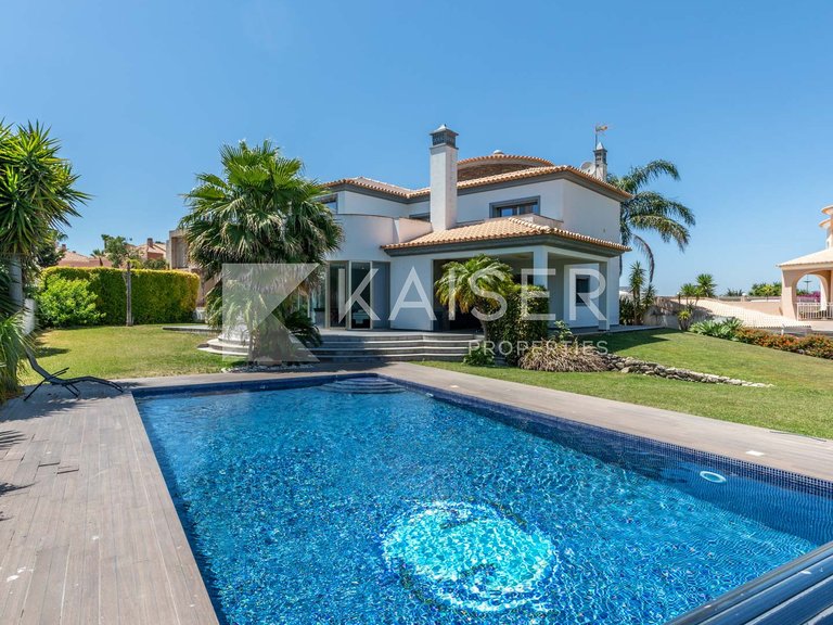 Villa for Sale in Albufeira, Albufeira 32