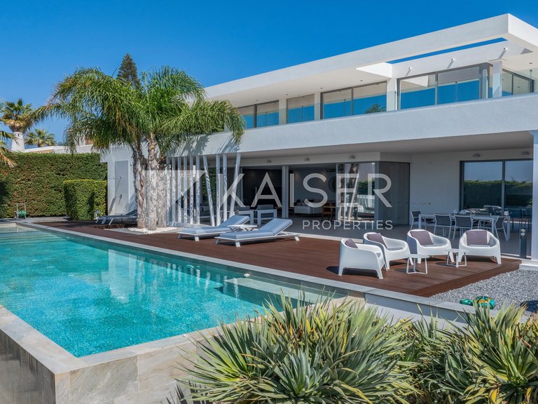 Villa for Sale in Albufeira, Albufeira 1