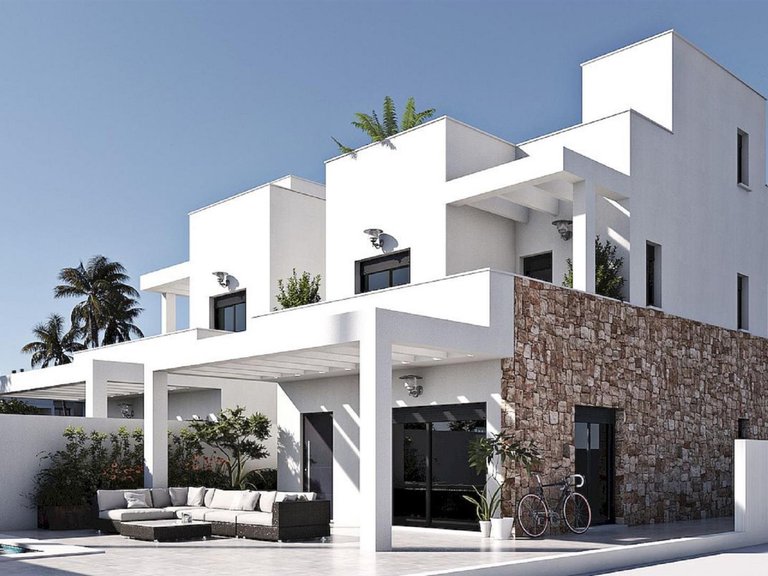 Villa for Sale in Torre De La Horadada, Alicante 1