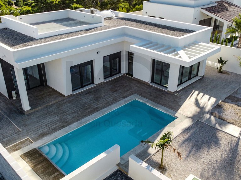 Villa for Sale in Lo Pepin, Alicante 4