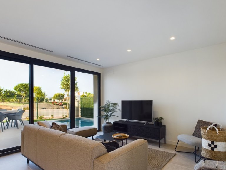 Villa for Sale in Santa Rosalia Resort, Murcia 2