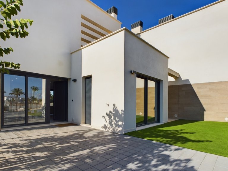 Villa for Sale in Santa Rosalia Resort, Murcia 42