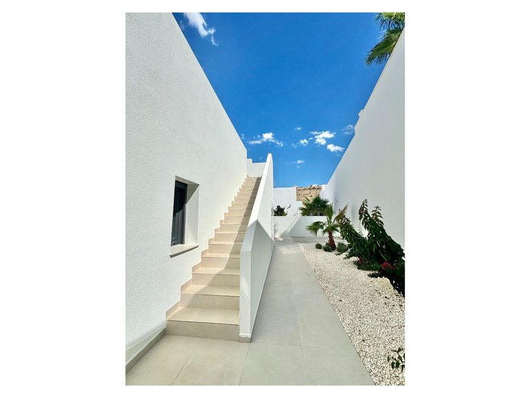 Villa for Sale in Benijofar, Alicante 20