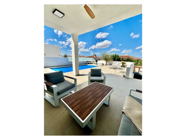 Villa for Sale in Benijofar, Alicante 15