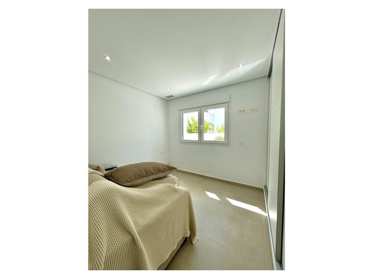 Villa for Sale in Benijofar, Alicante 3