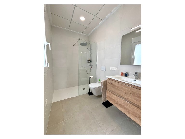 Villa for Sale in Benijofar, Alicante 11