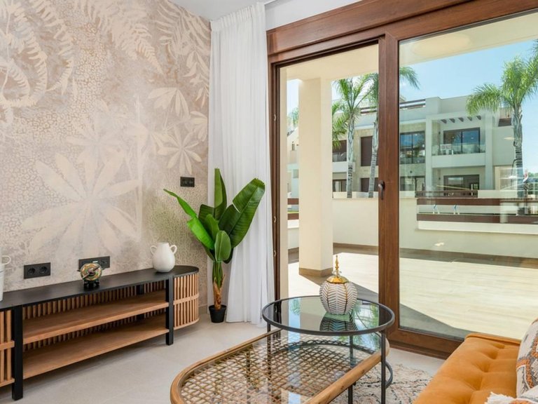 Apartment for Sale in Torrevieja, Alicante 3