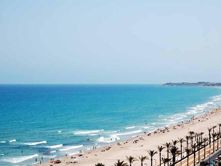 Villa for Sale in Busot, Alicante 11