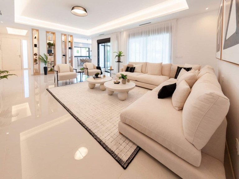 Villa for Sale in Dona Pepa, Alicante 2