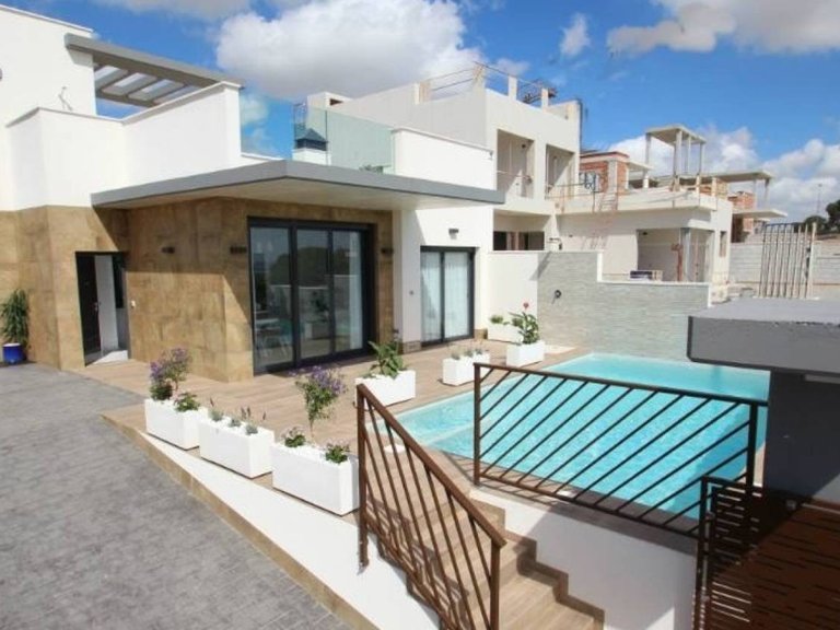 Villa for Sale in La Manga, Murcia 1