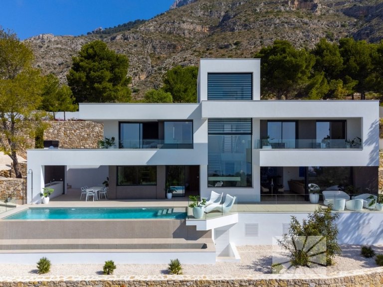 Villa for Sale in Altea, Alicante 1