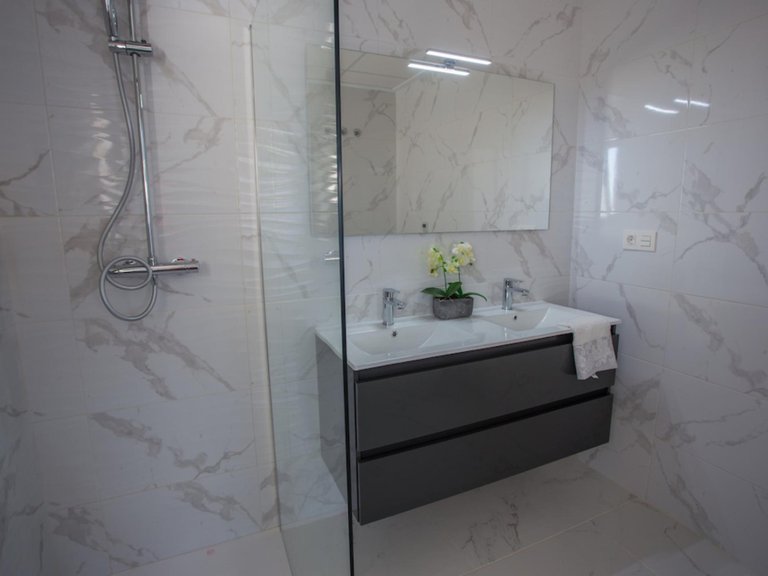 Villa for Sale in Los Montesinos, Alicante 8