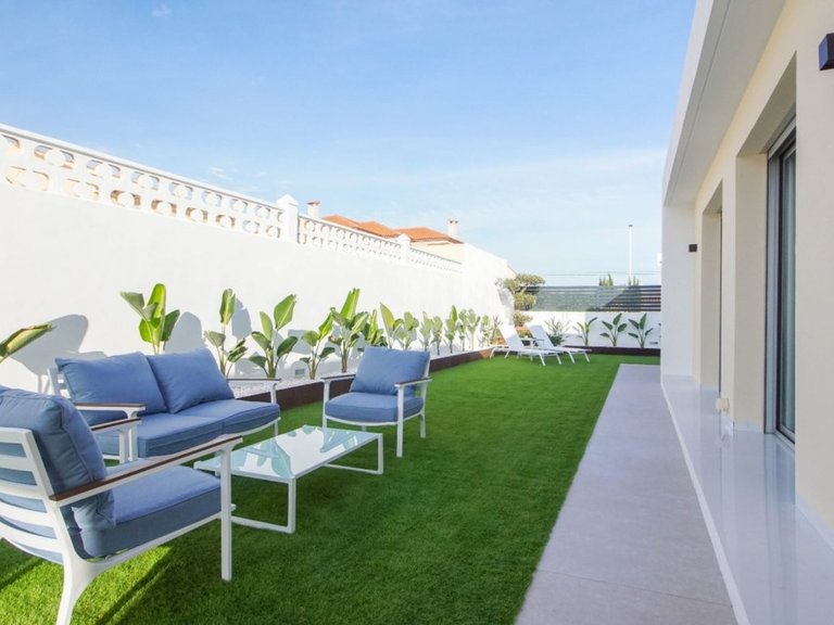 Villa for Sale in Torrevieja, Alicante 41